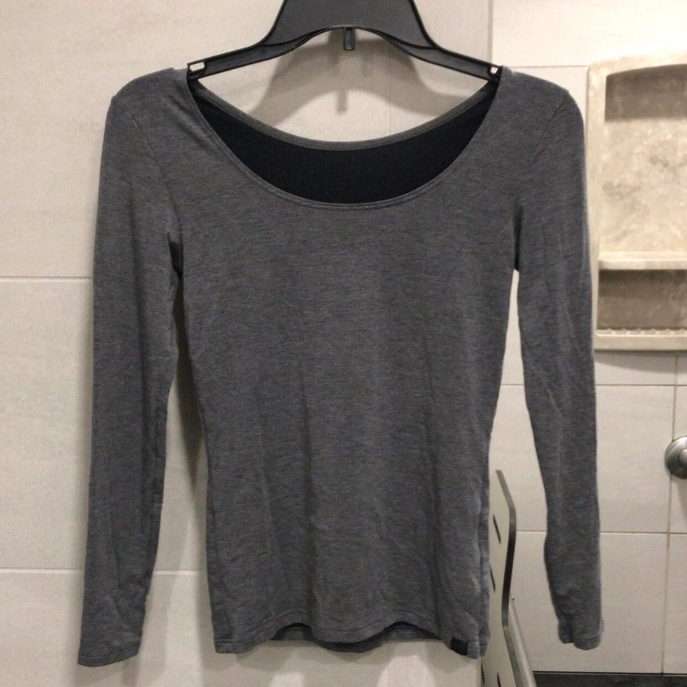 Uniqlo Heattech top XS - Extra Warm - Color grey - NEVER WORN